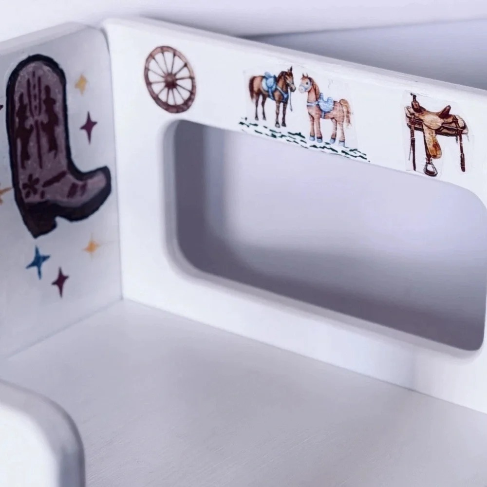 Personalized Montessori Weaning Chair Wood 3 Heights Ages 1-3 Astronaut/Western